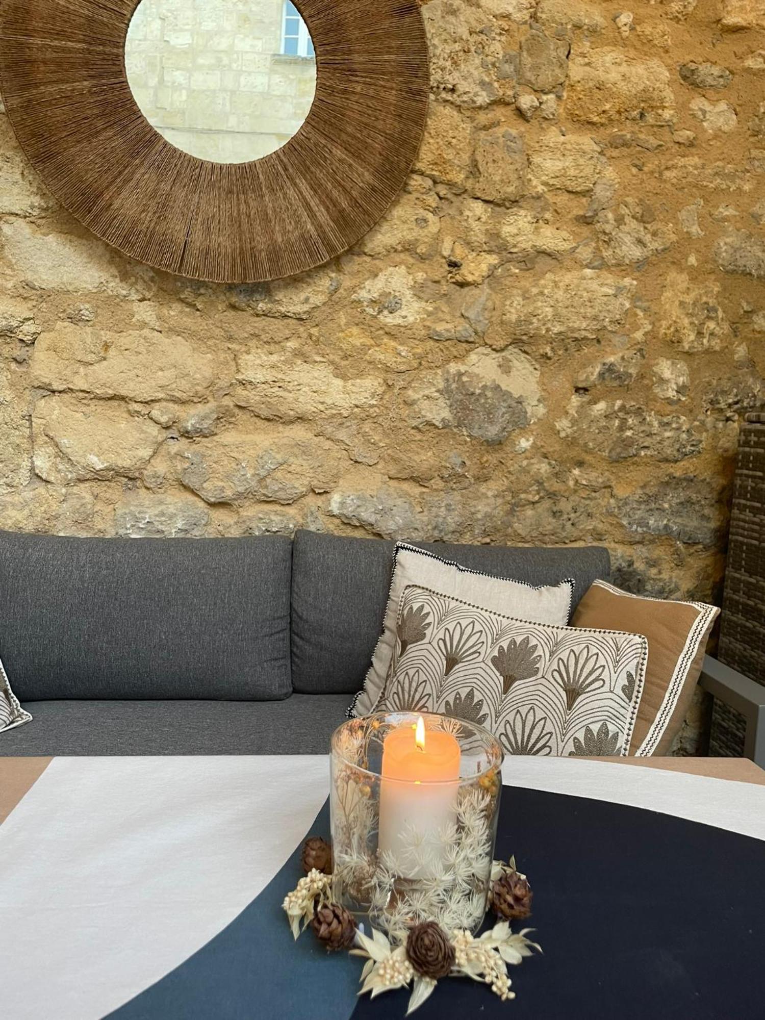 La Maison Du Clocher Saint-Emilion Bagian luar foto